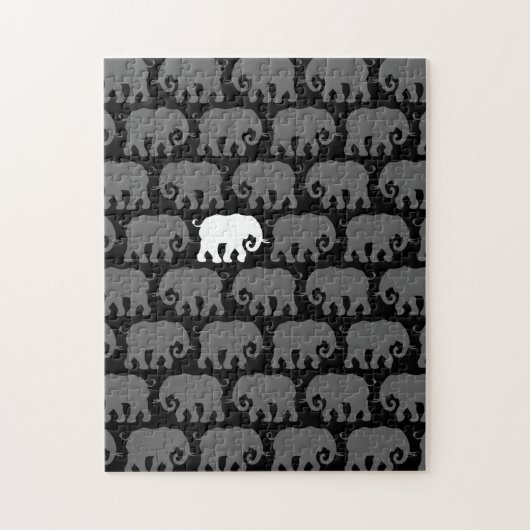 Eén witte olifant in een kudde legpuzzel (Verticaal)