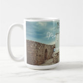 Een witte vuurtoren en een olijfboom koffiemok (Links)