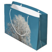 Een witte wilg tegen een wolkenloze blauwe hemel groot cadeauzakje (Achterkant Gekanteld)