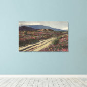 Een woestijnweg door Springtime Flower Fields Canvas Afdruk (Insitu (Houten vloer))