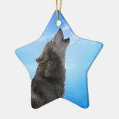 Een wolf op een ster keramisch ornament (Links)