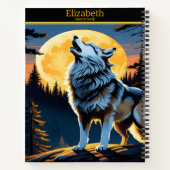 Een wolf sereneert de maan in de rustige nacht notitieboek (Achterkant)
