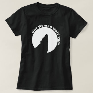 Eén Woman Wolf Pack in Black T-shirt