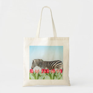 Een zebra tussen de tulpen tote bag