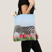 Een Zebra van de Tulpen Tote Bag (Dichtbij)