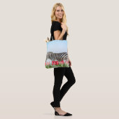 Een Zebra van de Tulpen Tote Bag (Op model)