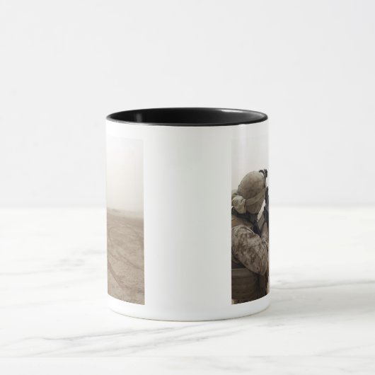 Een zee vuurt de M-32 Mok (Midden)