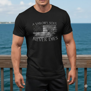 Een Zeemansziel Sterft Nooit Amerikaanse Vlag Sche T-shirt