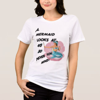 Een zeemeermin kijkt naar 60 Tri-Blend shirt