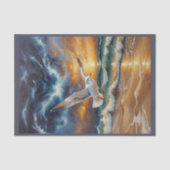 Een zeemeeuw die over de stormachtige oceaan vlieg tissuepapier (Voorkant)