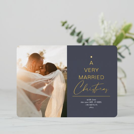 Een zeer gehuwd kerstscript blauw zilver folie feestdagenkaart (Staand Voorkant)