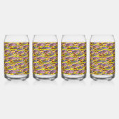 Een zeer kleurrijk patroon met veel verschillende blikvorm glas (Links)