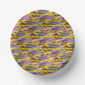 Een zeer kleurrijk patroon met veel verschillende  papieren kommen (Voorkant)