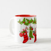 EEN ZEER SPECIALE "CHRISTMAS STOCKINGS MOK" TWEEKLEURIGE KOFFIEMOK (Voorkant links)