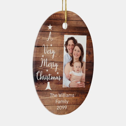 Een zeer vrolijke kerstboom Foto rustiek hout Keramisch Ornament (Rechts)