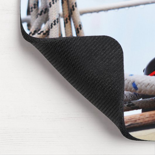 Een zeiljacht close up van een lier op een boot. muismat (Hoek)