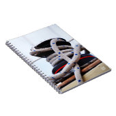 Een zeiljacht close up van een lier op een boot. notitieboek (Rechterzijde)