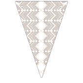 Een zich herhalend geometrisch patroon met diamant vlaggetjes (Derde vlag)