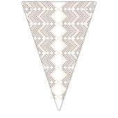 Een zich herhalend geometrisch patroon met diamant vlaggetjes (Tweede vlag)