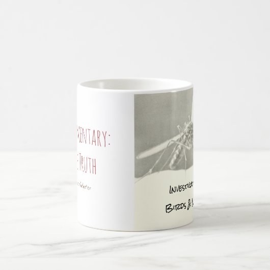 Een zika Documentaire Mok van RoseWrites (Center)