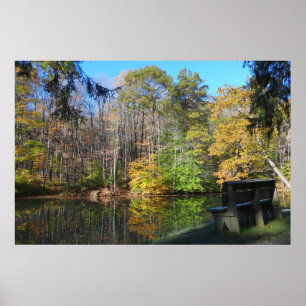 Een zitplaats met een herfstzicht in Pennsylvania Poster
