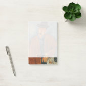 Een zittend man dat op een tafel leunt post-it® notes (Kantoor)