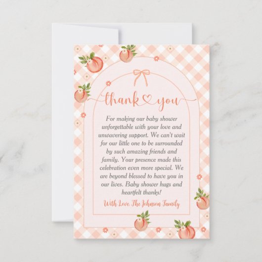 Een zoete kleine perzik geruite babyshower bedankkaart (Voorkant)