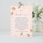 Een zoete kleine perzik geruite babyshower bedankkaart (Staand voorkant)
