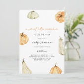 Een zoete kleine pompoen Herfst Baby shower Kaart (Staand voorkant)