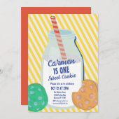 Een zoete koekje kleurrijke eerste verjaardag kaart (Voorkant / Achterkant)