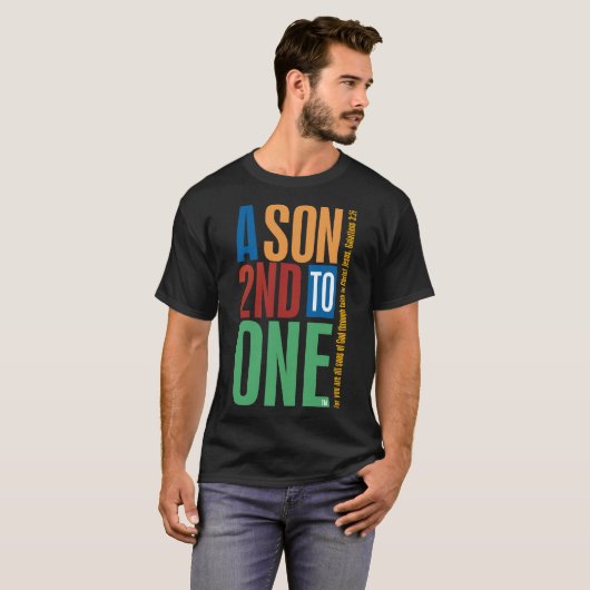 Een zoon seconde tot één t-shirt (Voorkant volledig)