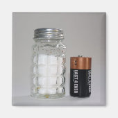Een zout en batterij magneet (Voorkant)