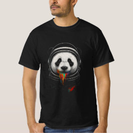 Een zwart-witte pandabeer die een ruimtepak draagt t-shirt