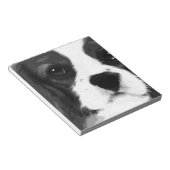 Een zwarte en witte Cavalier koning charles spanie Notitieblok (Schuin)