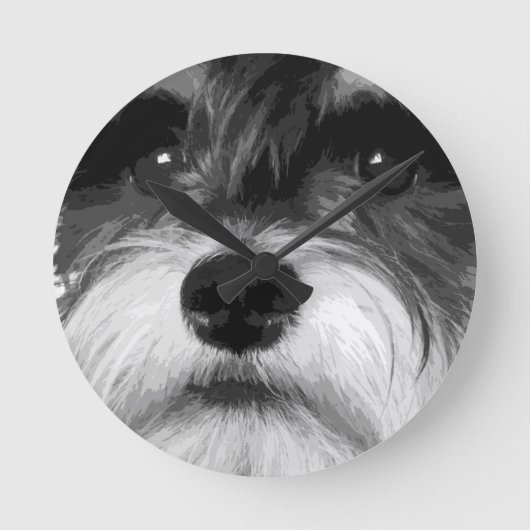 Een zwarte en witte miniatuur Schnauzer Ronde Klok (Voorkant)