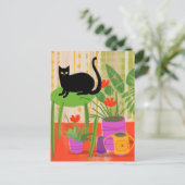 Een zwarte kat met kamerplanten briefkaart (Staand voorkant)