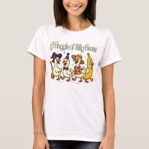 Een zwerm domme ganzen in een complete kostuumchao t-shirt