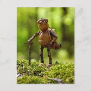 Een zwerver op reis. Zomercamping Briefkaart