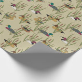 eend lokvogels verbergen in Cattails op Beige Cadeaupapier (Hoek)