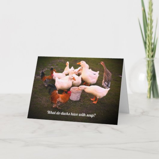 Eenden en kippen die Funny Birthday eten Kaart (Voorkant)