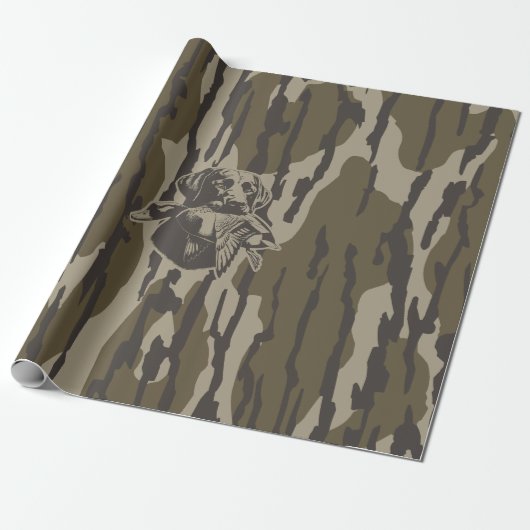 Eendjagers met hondenbos camouflage cadeaupapier (Uitgerold)