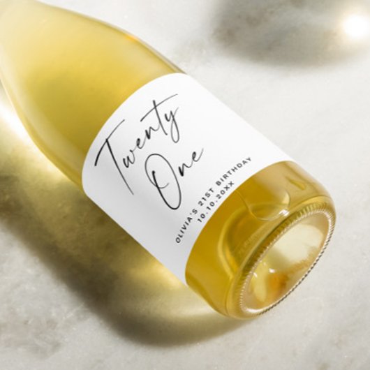 Eenentwintig. Modern eenvoudig script 21e verjaard Sparkling Wijnetiket