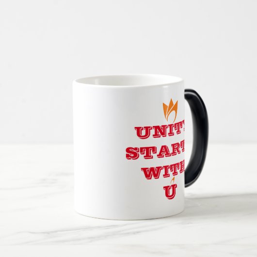 EENHEID BEGINT MET U (oranje vuur) & Logo Magische Mok (Voorkant rechts)