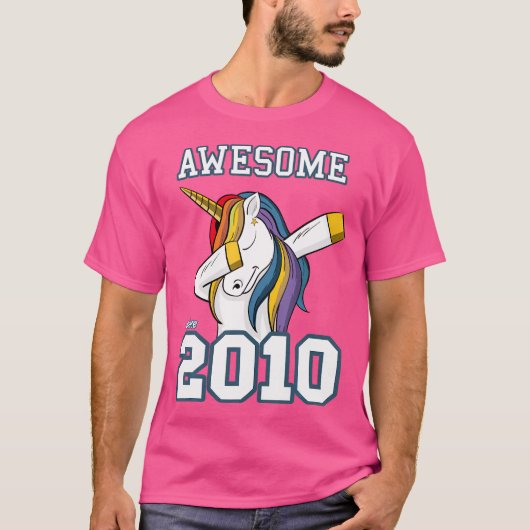 Eenhoorn Dabbing Geweldige sinds 2010 Verjaardag H T-shirt (Voorkant)