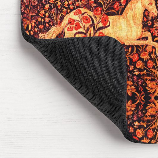 EENHOORN EN HERTEN, BLOEMEN, BOSDIEREN Rode Bloeme Muismat (Hoek)