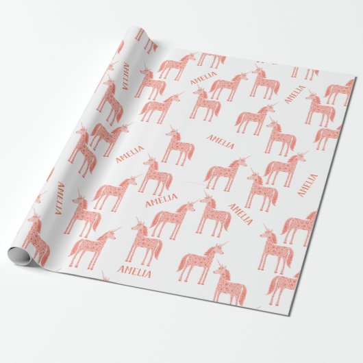 Eenhoorn gepersonaliseerde naam roze cadeaupapier (Uitgerold)