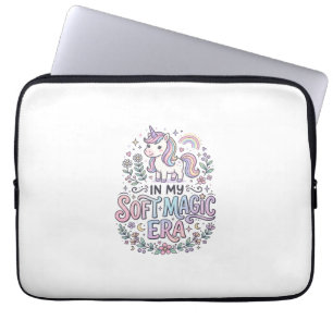 Eenhoorn In Mijn Zachte Magie Tijdperk Speelse Typ Laptop Sleeve