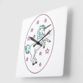 Eenhoorn in Paarse Ring met de Klok van de Muur (Hoek)