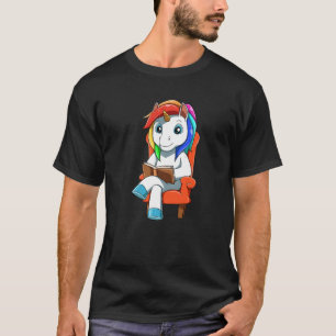 Eenhoorn leest een boek voor een lezer Boekenwurm T-shirt