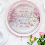 Eenhoorn Magische Viering 6e Verjaardagsfeest Papieren Bordje<br><div class="desc">We weten dat je niet kunt wachten om de verjaardag van je kleintje te vieren en dit winterseizoen gethematiseerd "Magical Celebration" ontwerp viert je kleintje in glorieus roze! Een schattige kleine eenhoorn is helemaal uitgedost in haar roze en goudkleurige finest tegen een besneeuwde, sterrenroze en bleke lavendelachtergrond. De mooie roze...</div>